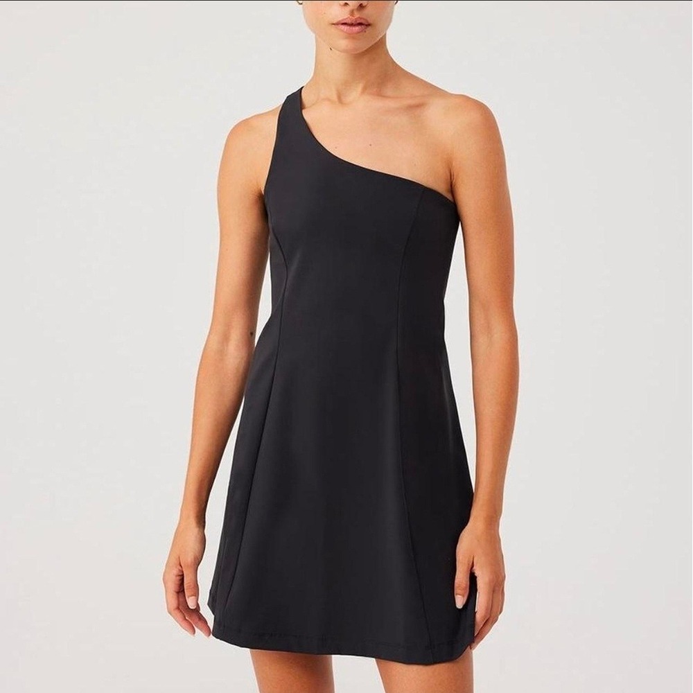 Outdoor Voices One Shoulder Dress Black Athletic Mini Size M Built-in Bra
